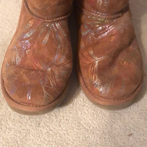 UGG TALL LIMITED EDITION Holographic fern design - Picture 3 of 9